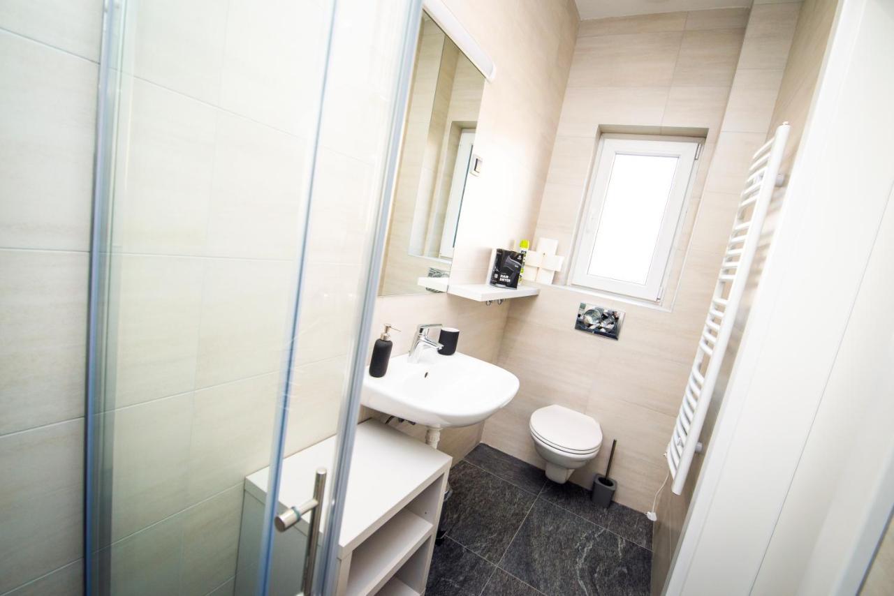 Apartmani Sterija Nowy Sad Zewnętrze zdjęcie