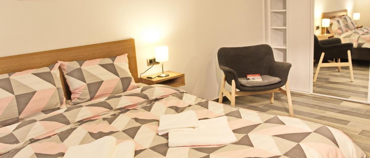 Apartmani Sterija Nowy Sad Zewnętrze zdjęcie